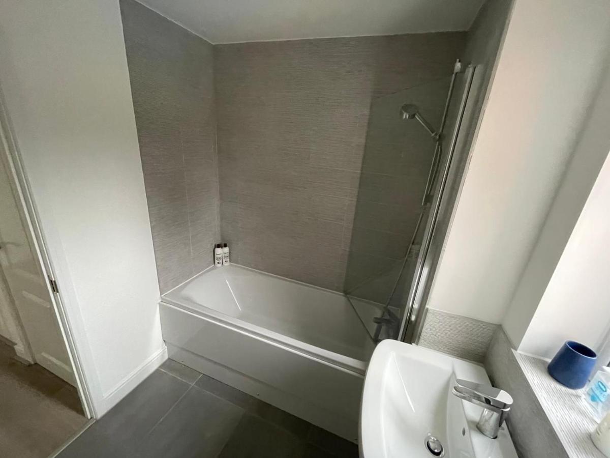Large Bright King Sized - Short Walk From Cc Guest house Manchester