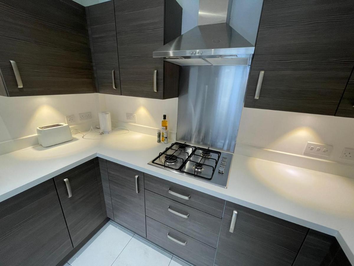 Large Bright King Sized - Short Walk From Cc Manchester