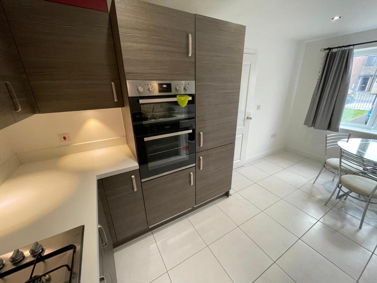 Large Bright King Sized - Short Walk From Cc *